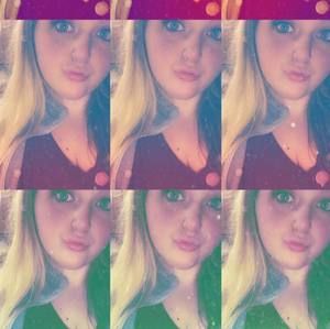 Meet your Posher, Devin